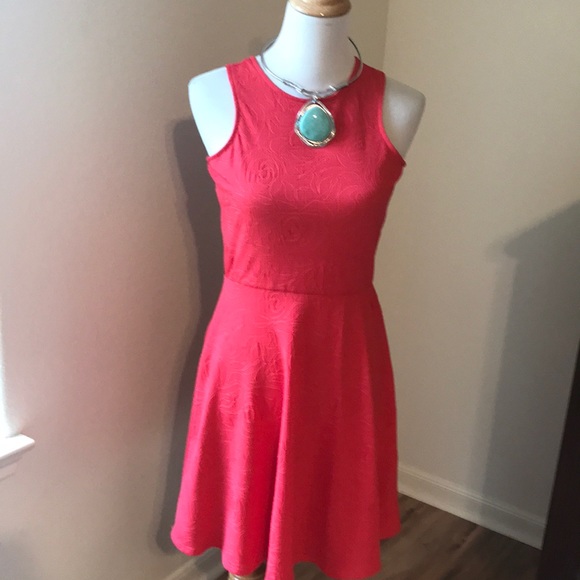 Miami,Pink dress size large - Picture 2 of 7